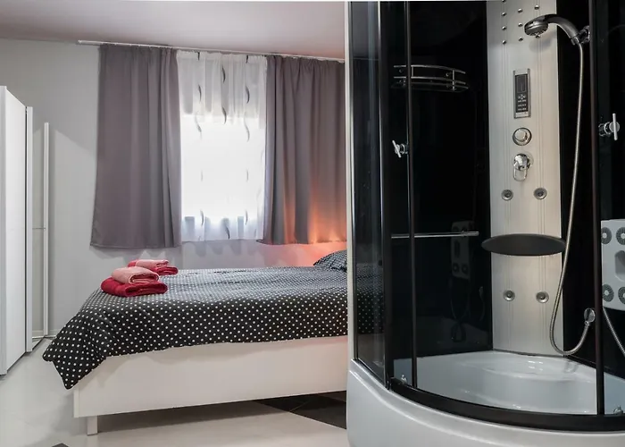 Villa Modern Jura With Pool Near The Beach, Extra Pool Heating Available *