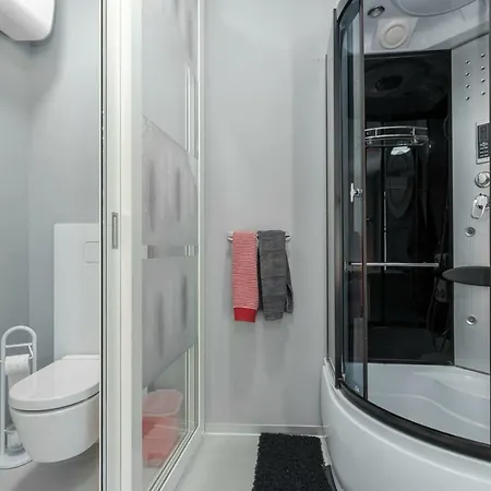 Βίλα Modern Jura With Pool Near The Beach, Extra Pool Heating Available *