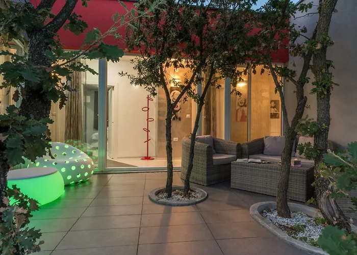 Vila Modern Jura With Pool Near The Beach, Extra Pool Heating Available